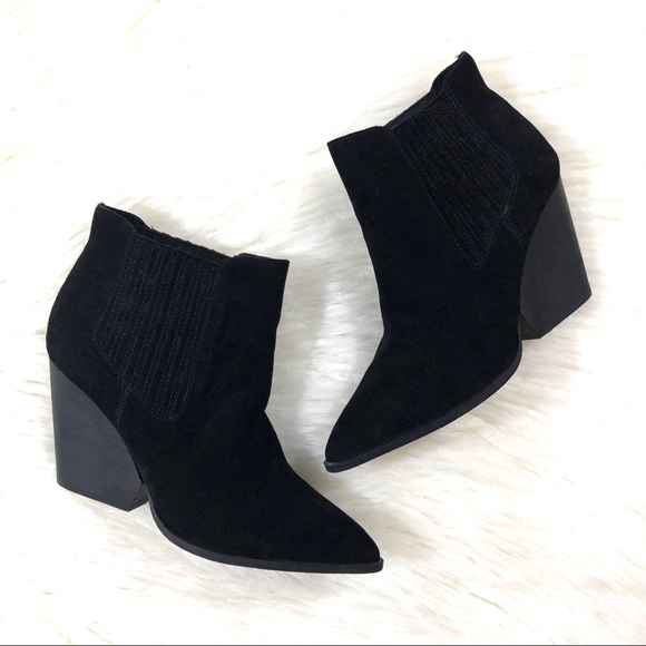 me too black suede booties